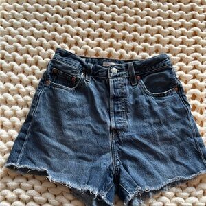Levi's Ribcage Short